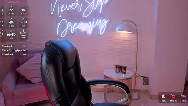 MaddisonLowe online show from 03/15/25, 09:41