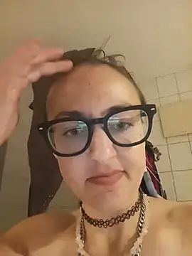 Snapshot of Sexy-Milf-Big chatting on 08/03/26, 11:19 Sexy-Milf-Big online show from 08/03/26, 11:19