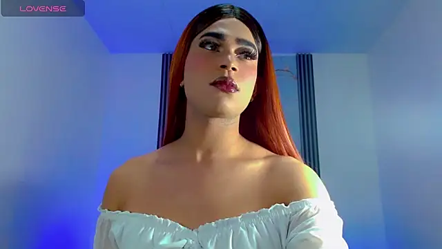 Snapshot of Hellen_moons__ chatting on 03/18/25, 07:20 Hellen moons online show from 03/18/25, 07:20