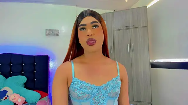 Snapshot of Hellen_moons__ chatting on 09/24/25, 07:06 Hellen moons online show from 09/24/25, 07:06