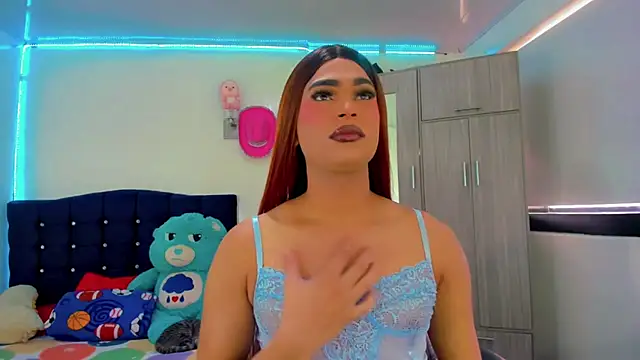 Snapshot of Hellen_moons__ chatting on 10/04/25, 02:59 Hellen moons online show from 10/04/25, 02:59