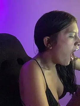  18 laura online show from 12/30/24, 08:36