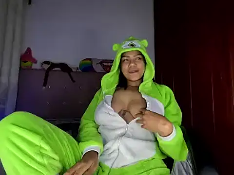 Ale xandra online show from 03/15/25, 03:51