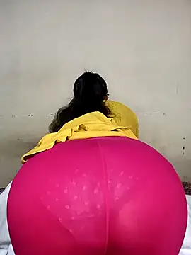 Snapshot of Hot_Bhabi08 chatting on 09/26/25, 05:22 Hot Bhabi08 online show from 09/26/25, 05:22