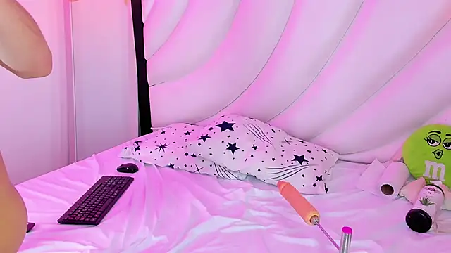 Snapshot of Hugo_Coopers chatting on 12/03/24, 05:20 Hugo Coopers online show from 12/03/24, 05:20