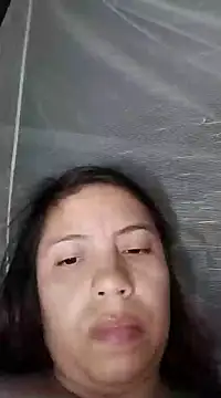 Snapshot of lisseth chatting on 01/11/25, 04:27 lisseth online show from 01/11/25, 04:27