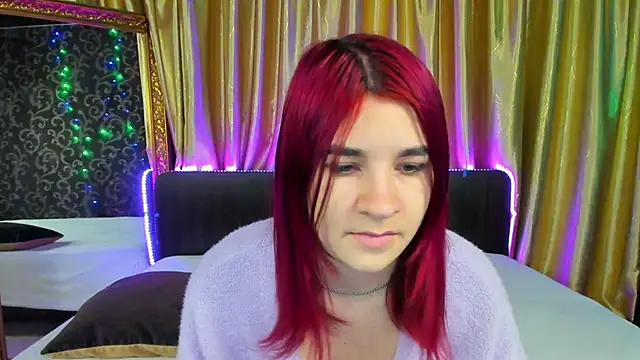  Polly Love  online show from 12/04/24, 07:06