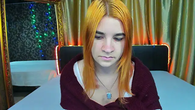  Polly Love  online show from 12/11/24, 07:20