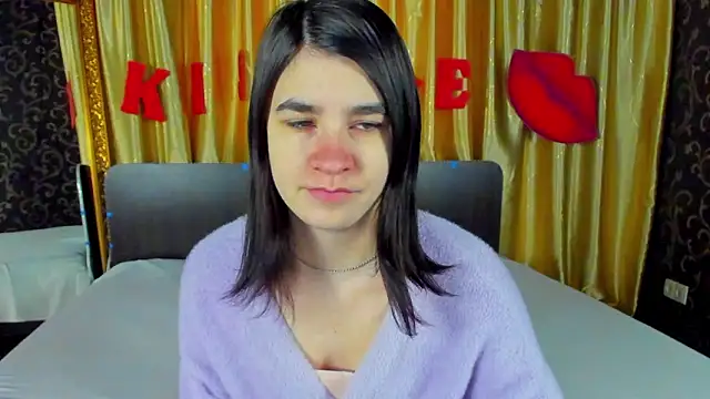  Polly Love  online show from 02/11/26, 07:02