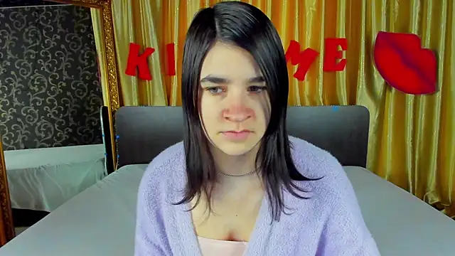  Polly Love  online show from 02/13/26, 07:15