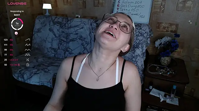 Miatiny online show from 12/01/24, 04:29