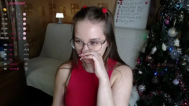 Miatiny online show from 12/18/24, 12:40