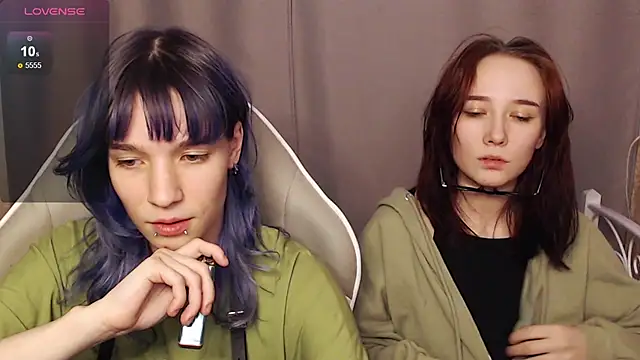 Snapshot of Robin_yourss chatting on 02/16/26, 02:57 Robin yourss online show from 02/16/26, 02:57