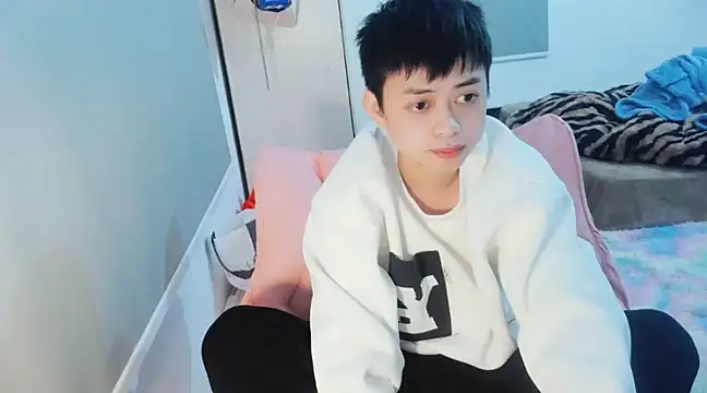 Snapshot of FFFFZ189 chatting on 01/09/25, 11:14 FFFFZ189 online show from 01/09/25, 11:14