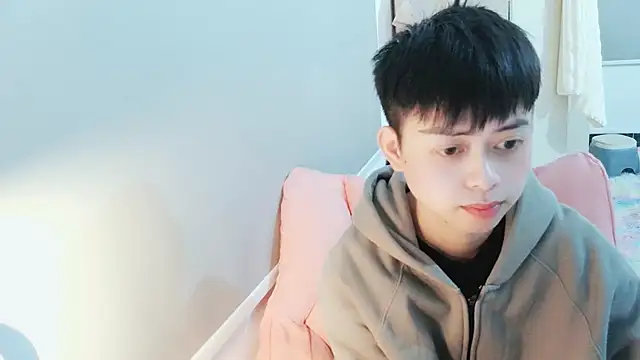 Snapshot of FFFFZ189 chatting on 03/07/25, 10:35 FFFFZ189 online show from 03/07/25, 10:35