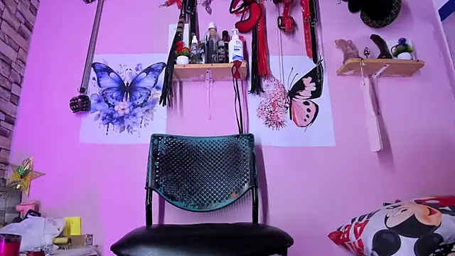 daphneandrade online show from 02/09/25, 04:18