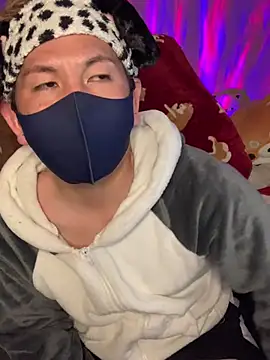 Snapshot of KEI_96 chatting on 12/08/24, 01:47 KEI 96 online show from 12/08/24, 01:47