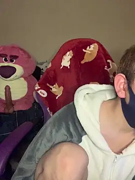 Snapshot of KEI_96 chatting on 12/20/24, 04:46 KEI 96 online show from 12/20/24, 04:46