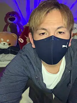 Snapshot of KEI_96 chatting on 12/28/24, 03:59 KEI 96 online show from 12/28/24, 03:59