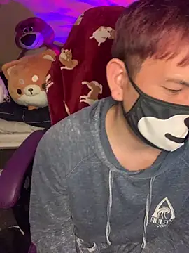 Snapshot of KEI_96 chatting on 12/31/24, 04:46 KEI 96 online show from 12/31/24, 04:46