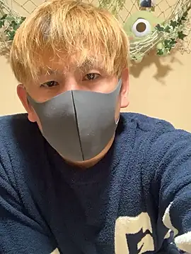 Snapshot of KEI_96 chatting on 10/23/25, 03:33 KEI 96 online show from 10/23/25, 03:33