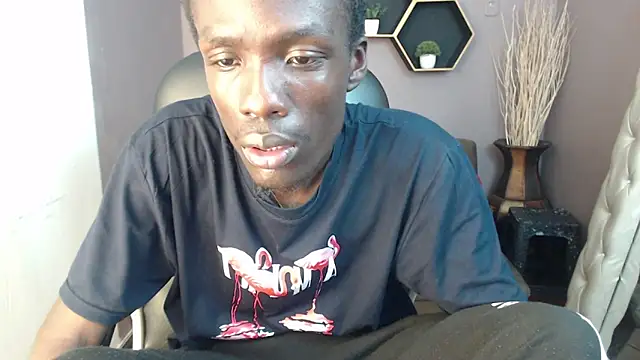 Snapshot of chombo_ath chatting on 02/01/25, 04:14 chombo ath online show from 02/01/25, 04:14