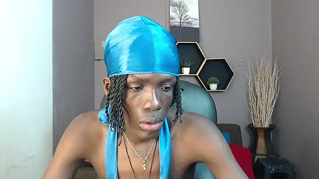 Snapshot of chombo_ath chatting on 03/13/25, 07:28 chombo ath online show from 03/13/25, 07:28