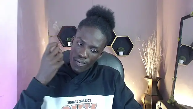 Snapshot of chombo_ath chatting on 09/20/25, 07:04 chombo ath online show from 09/20/25, 07:04