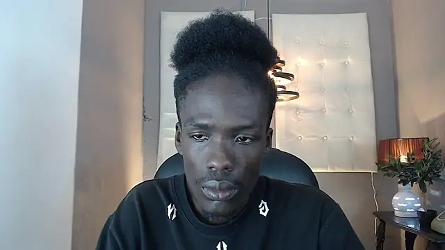 Snapshot of chombo_ath chatting on 10/10/25, 07:02 chombo ath online show from 10/10/25, 07:02