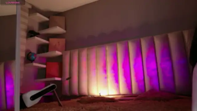 Megan mooree  online show from 01/13/26, 12:10