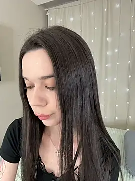 Snapshot of Vika_Gray chatting on 03/13/26, 04:13 Vika Gray online show from 03/13/26, 04:13