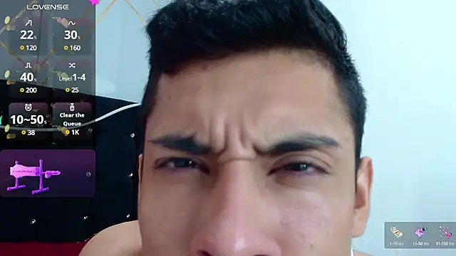 Snapshot of Oliver_king_sex chatting on 01/03/25, 07:39 Oliver king sex online show from 01/03/25, 07:39