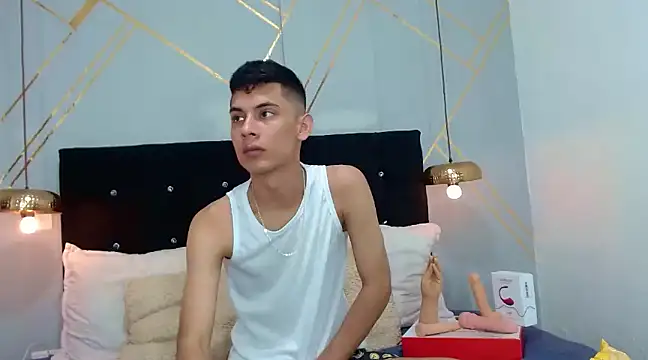 Snapshot of Oliver_king_sex chatting on 02/12/25, 05:16 Oliver king sex online show from 02/12/25, 05:16