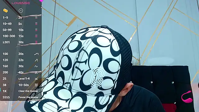 Snapshot of Oliver_king_sex chatting on 03/12/25, 05:28 Oliver king sex online show from 03/12/25, 05:28