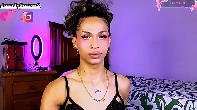 Snapshot of Abby_bella09 chatting on 03/13/26, 09:27 Abby bella09 online show from 03/13/26, 09:27