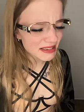 foxy ana13 online show from 02/16/25, 08:21