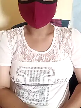 Snapshot of yourtamilcouple chatting on 01/07/25, 04:50 yourtamilcouple online show from 01/07/25, 04:50