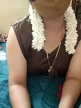 Snapshot of yourtamilcouple chatting on 02/22/25, 05:23 yourtamilcouple online show from 02/22/25, 05:23