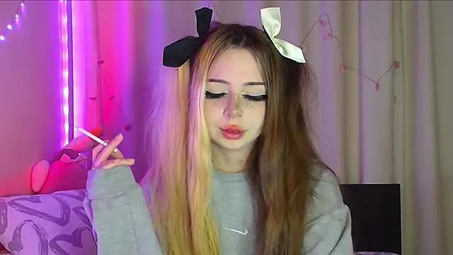 suemeow online show from 03/14/25, 04:43