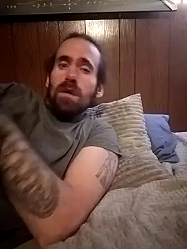 Snapshot of RobStrokes215 chatting on 12/15/24, 07:13 RobStrokes215 online show from 12/15/24, 07:13