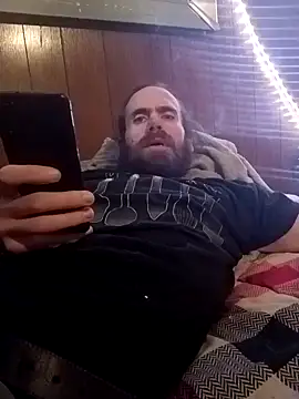 Snapshot of RobStrokes215 chatting on 02/02/25, 02:48 RobStrokes215 online show from 02/02/25, 02:48