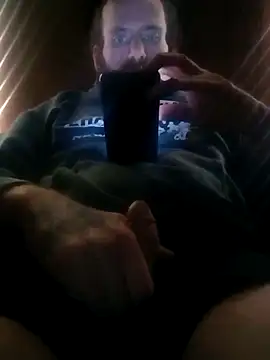 Snapshot of RobStrokes215 chatting on 02/14/25, 09:13 RobStrokes215 online show from 02/14/25, 09:13