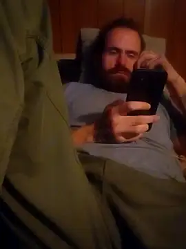 Snapshot of RobStrokes215 chatting on 03/14/25, 12:29 RobStrokes215 online show from 03/14/25, 12:29