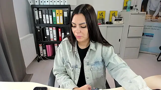 kilenyapatrice online show from 09/29/25, 10:31