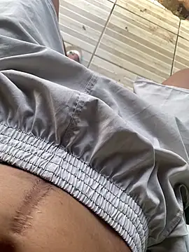 Snapshot of jnsubimisso chatting on 02/25/25, 02:33 jnsubimisso online show from 02/25/25, 02:33