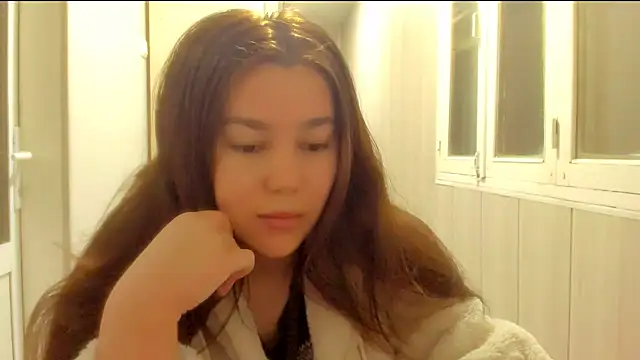 LunaXmii online show from 12/18/25, 01:11