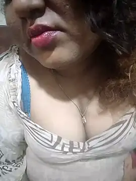 Snapshot of Aranyagril chatting on 10/12/25, 09:19 Aranyagril online show from 10/12/25, 09:19