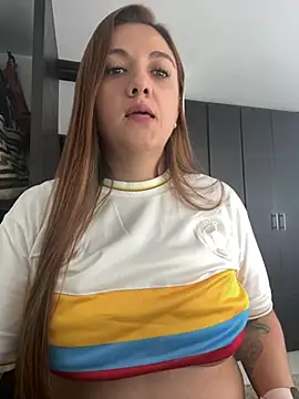 Snapshot of Shianrose chatting on 03/20/25, 05:15 Shianrose online show from 03/20/25, 05:15