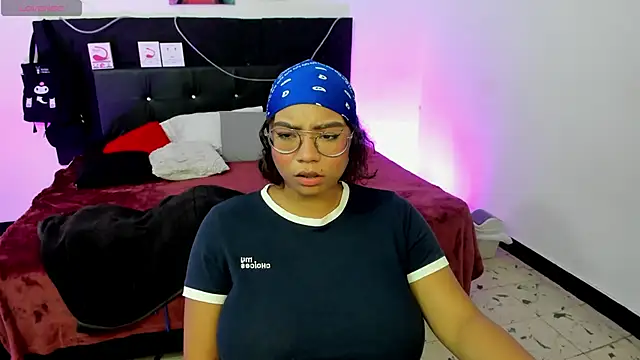 Snapshot of im_angels77 chatting on 02/23/25, 05:45 im angels77 online show from 02/23/25, 05:45