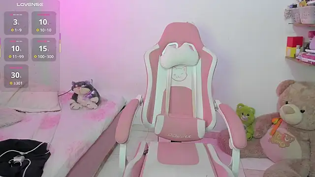 Snapshot of im_angels77 chatting on 09/24/25, 11:52 im angels77 online show from 09/24/25, 11:52